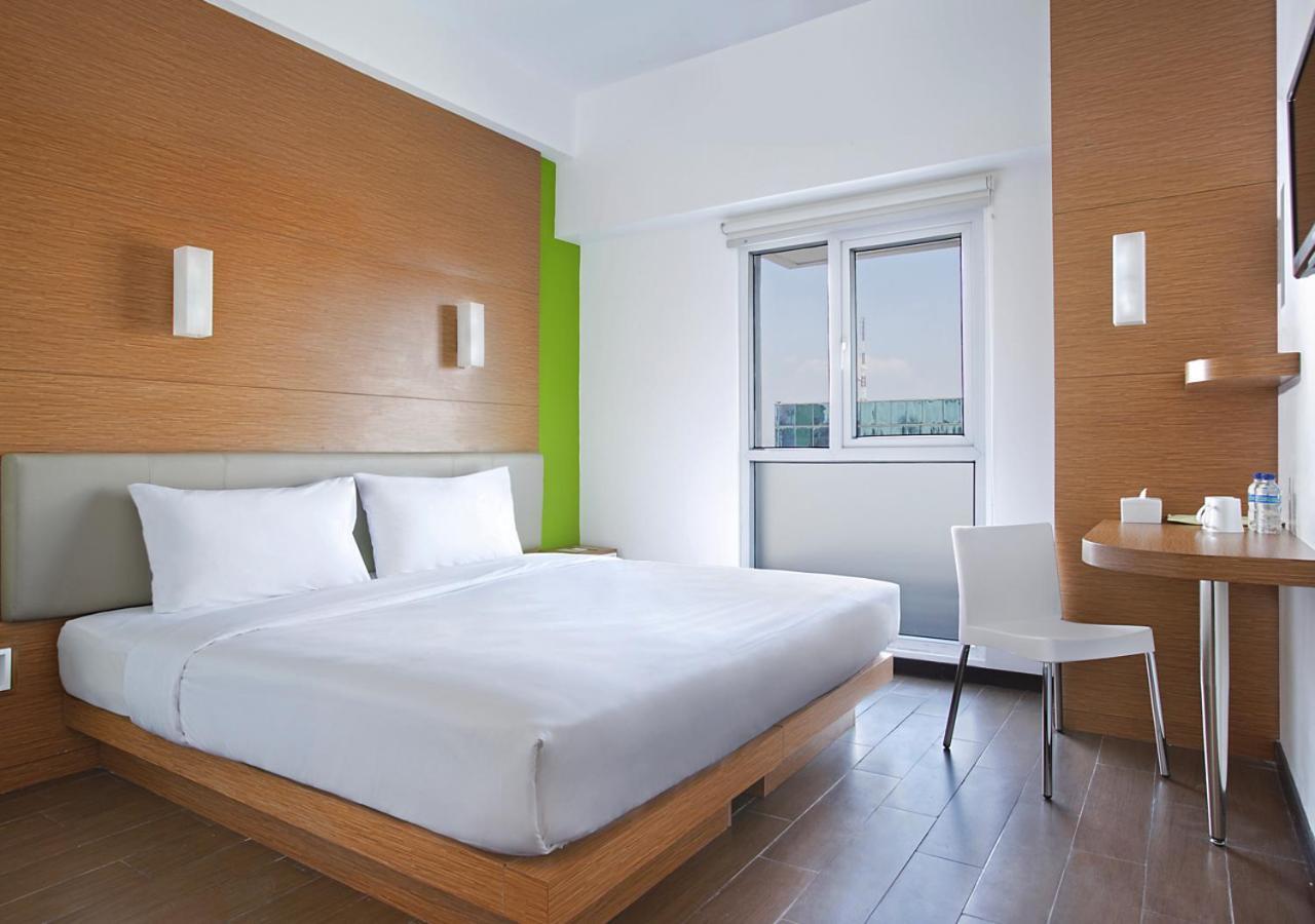 Amaris Hotel Маланг Екстериор снимка