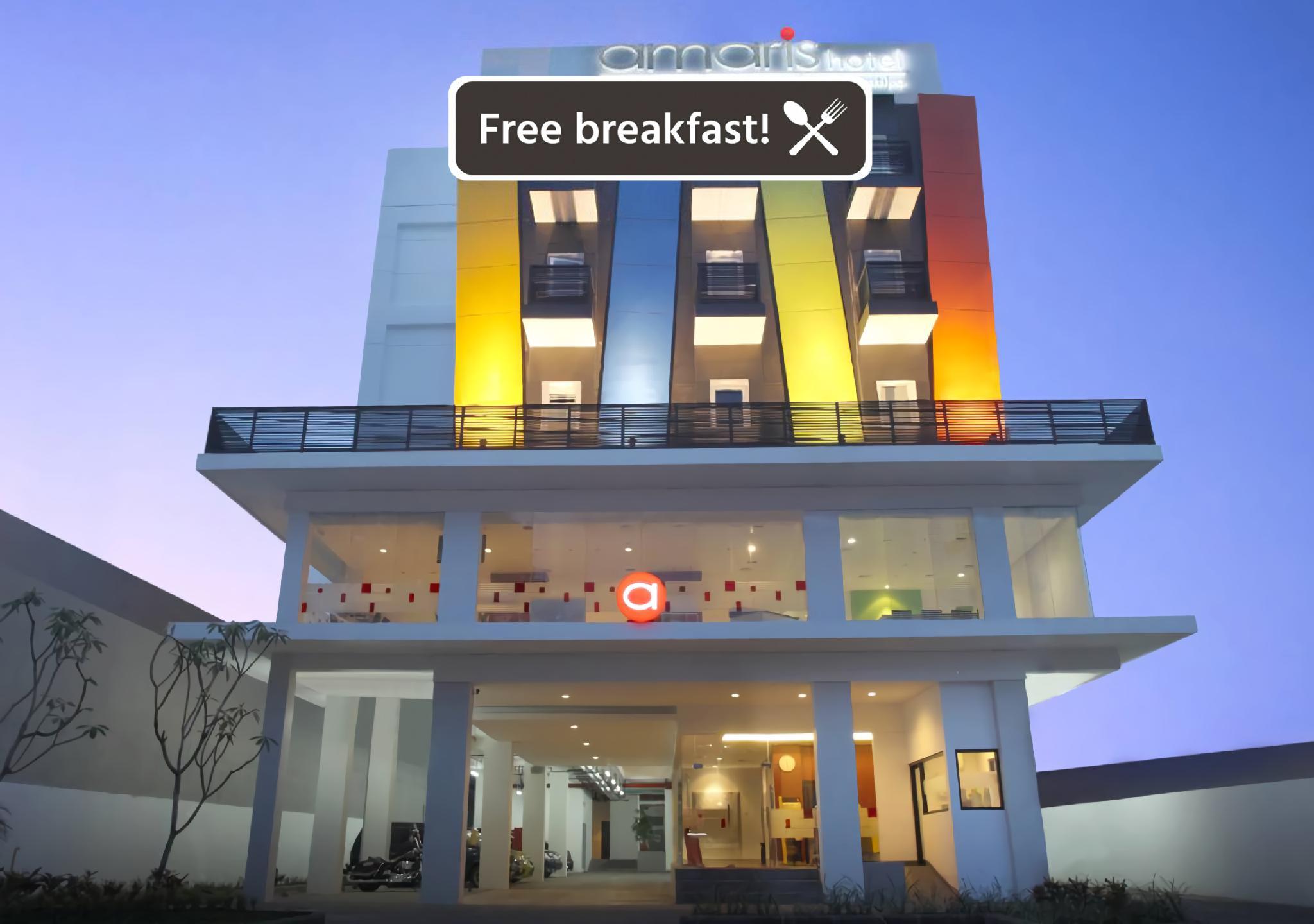 Amaris Hotel Маланг Екстериор снимка